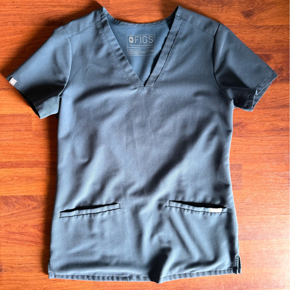 FIGS Casma‎ Three-Pocket Scrub Top Black Size XXS